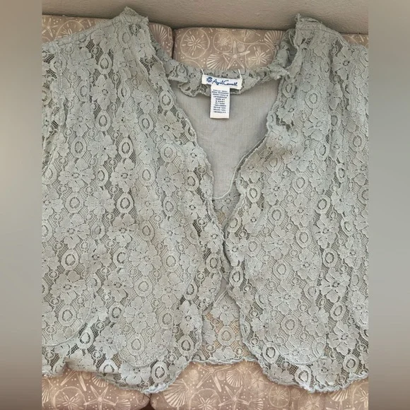 April Cornell Lace Cotton/Linen Shrug - Picture 7 of 10